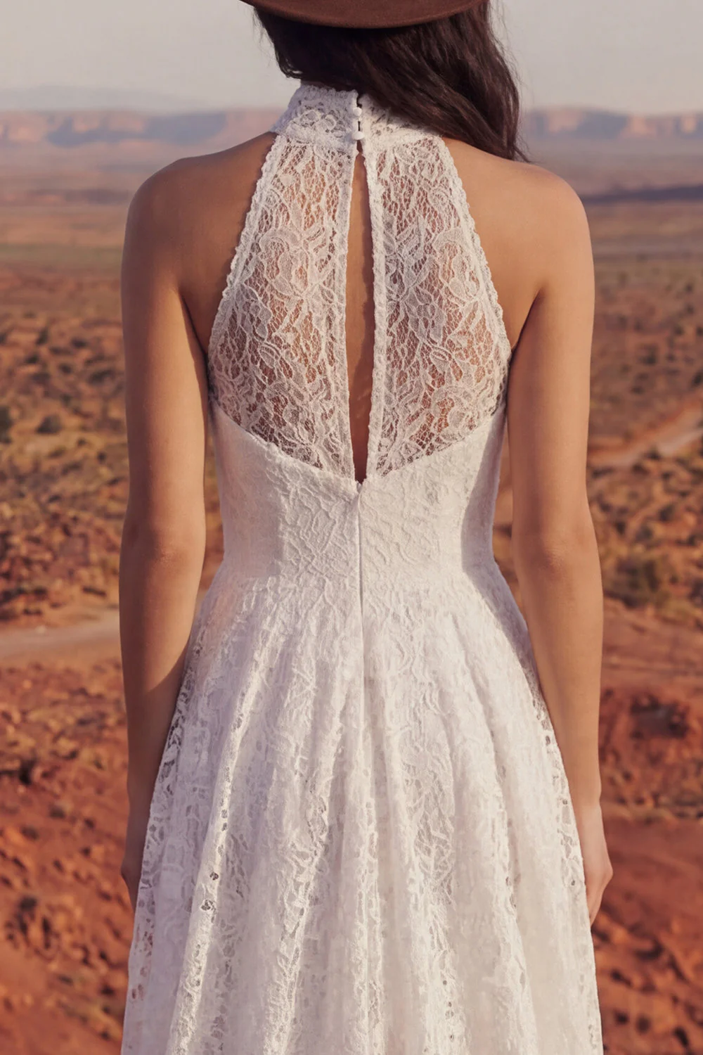 Robe de mariée bohème en ivoire floral A Line High Low Lace - Image 4