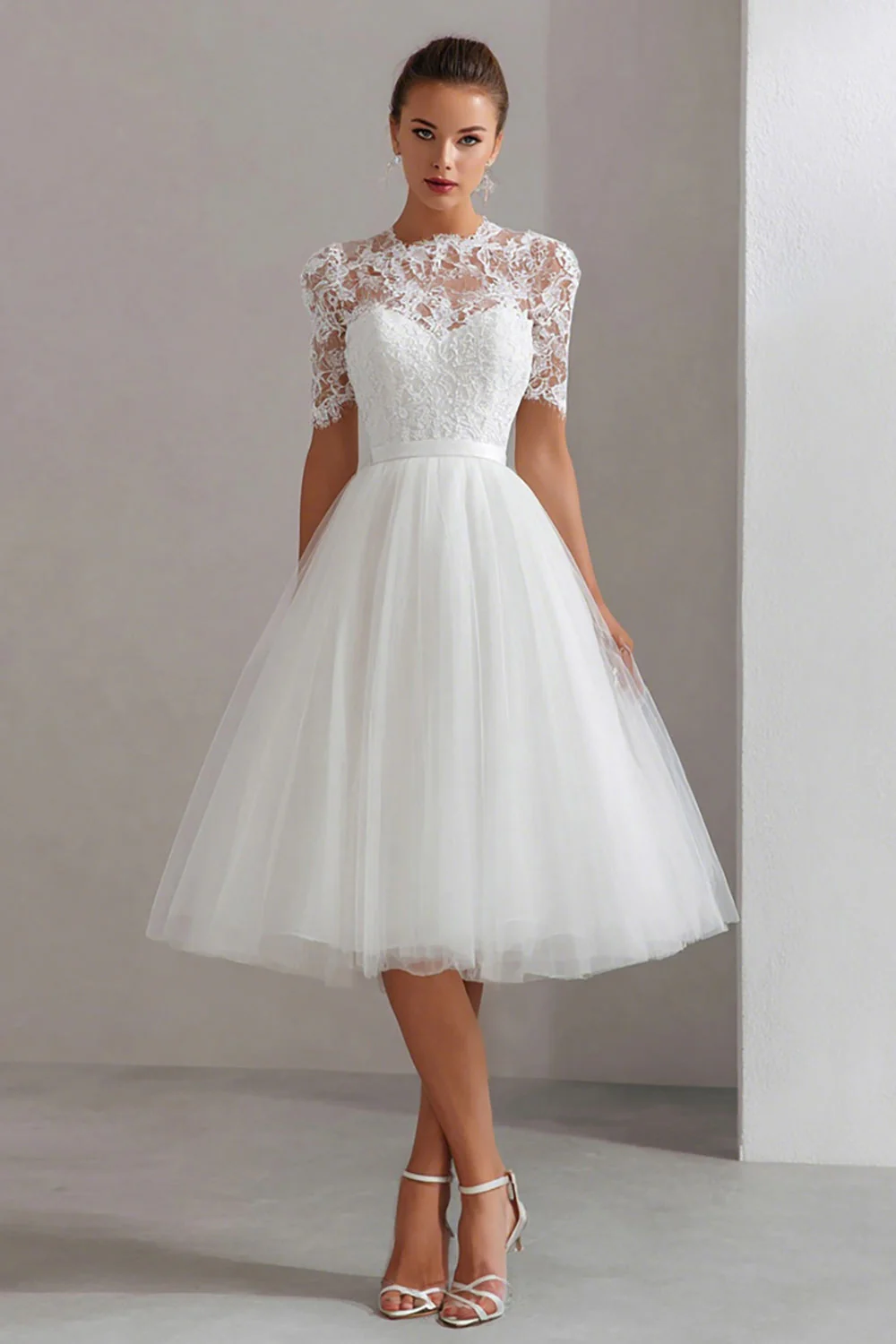 Robe de mariée de palais de justice en dentelle blanche à col haut