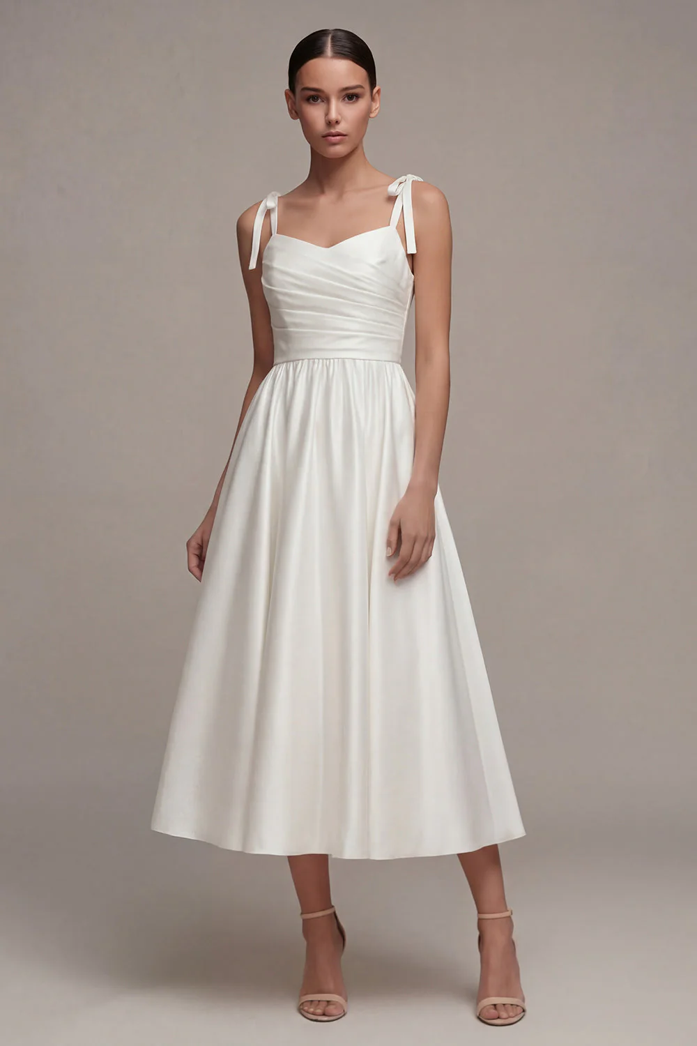 Robe de mariée de plage blanche à longues bretelles épaisses