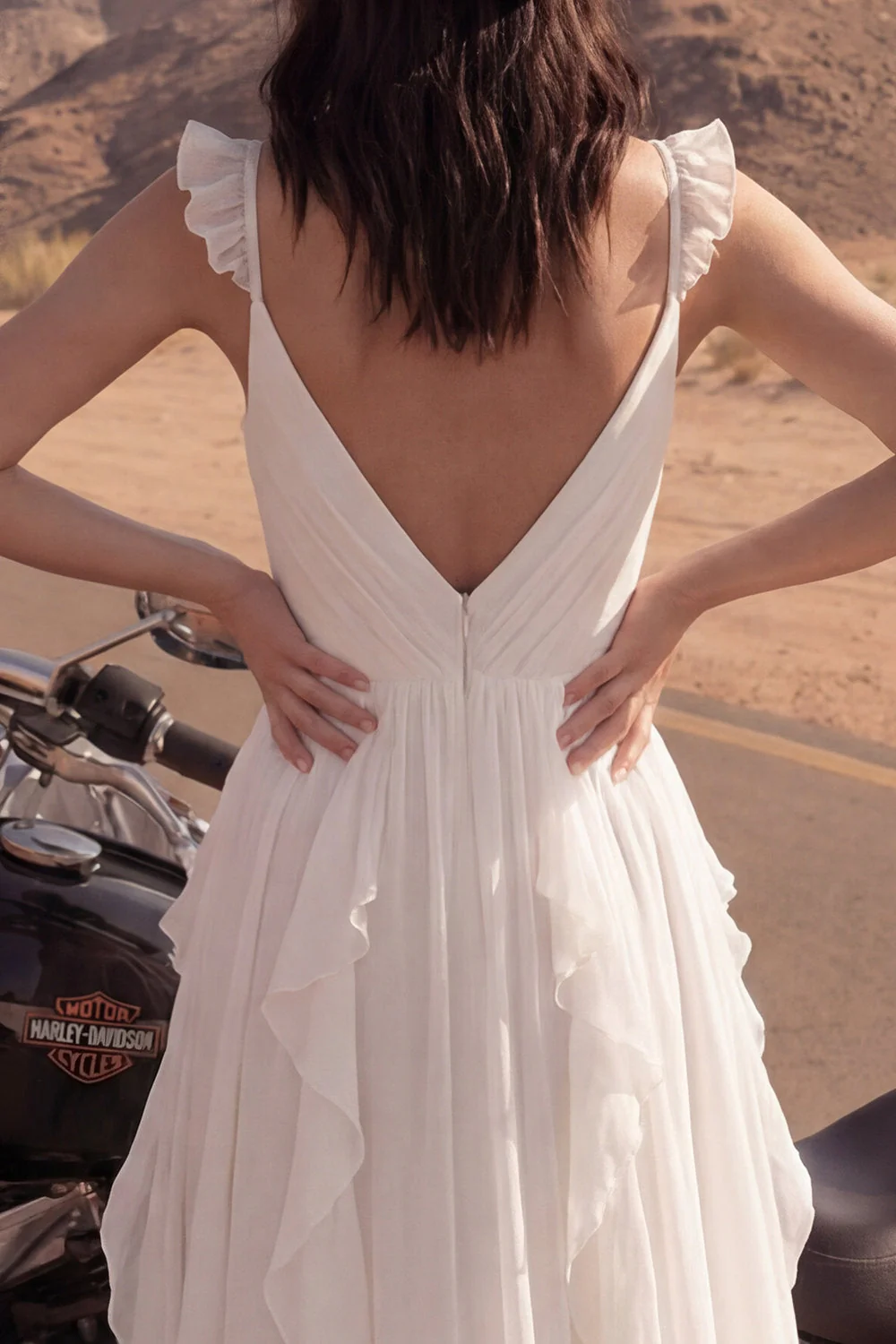 Robe de mariée de plage en V en Maxi ivoire avec volants - Image 4