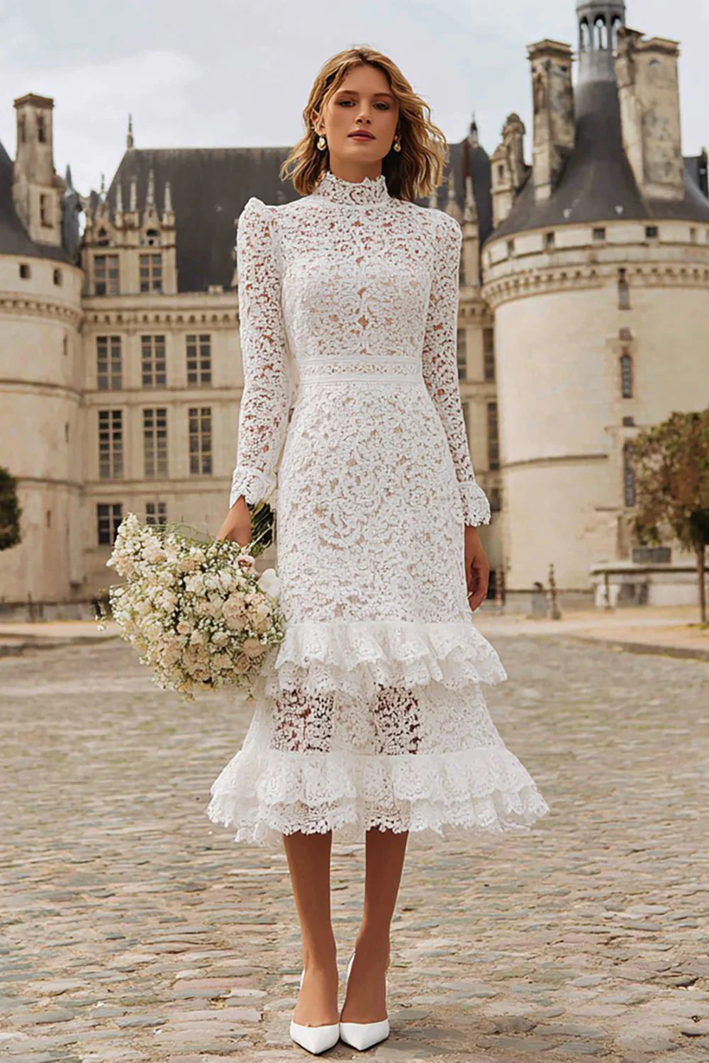 Robe de mariée du palais de justice en dentelle de sirène ivoire à volants