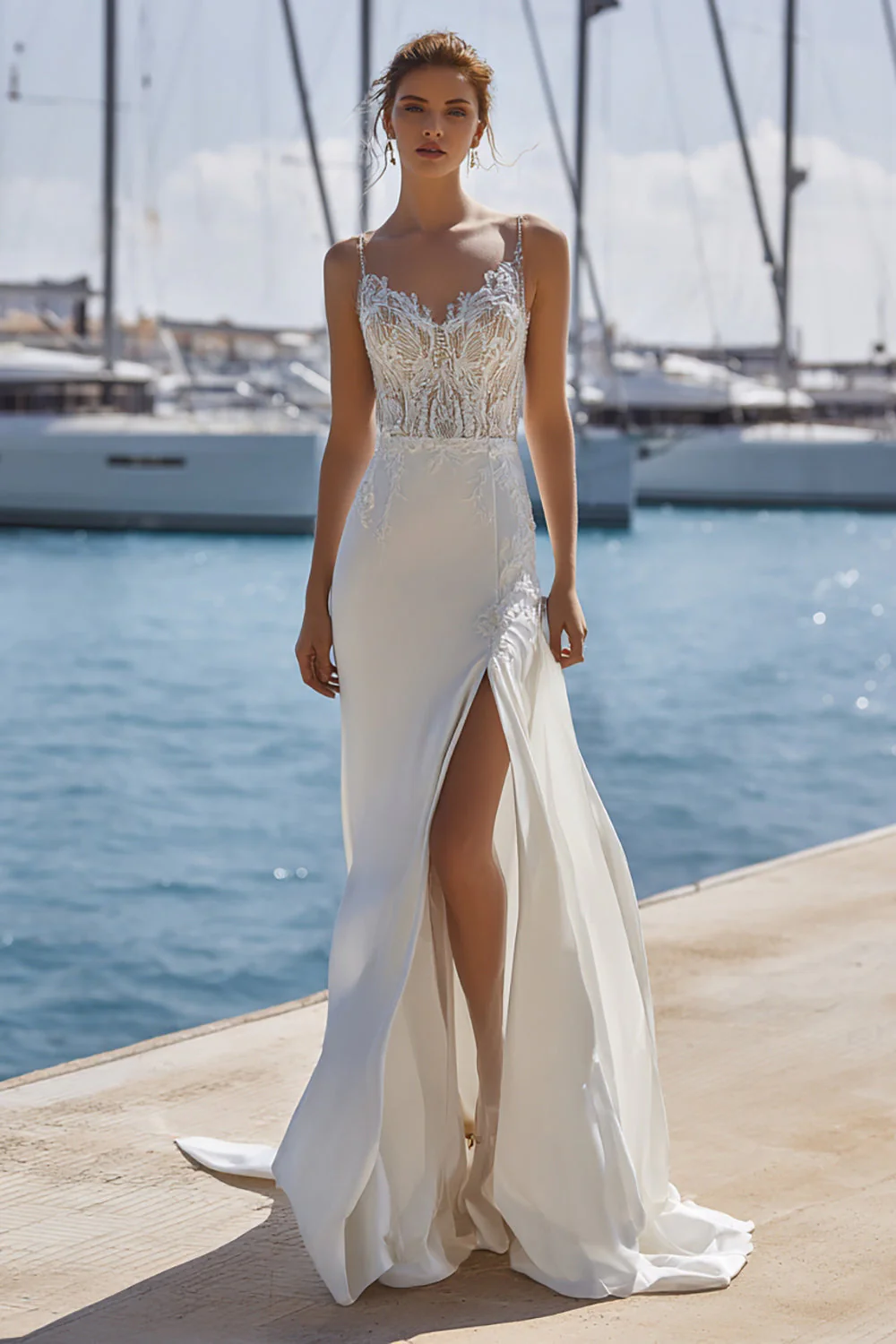 Robe de mariée en dentelle en dentelle en ivoire avec traîne balayante - Image 4