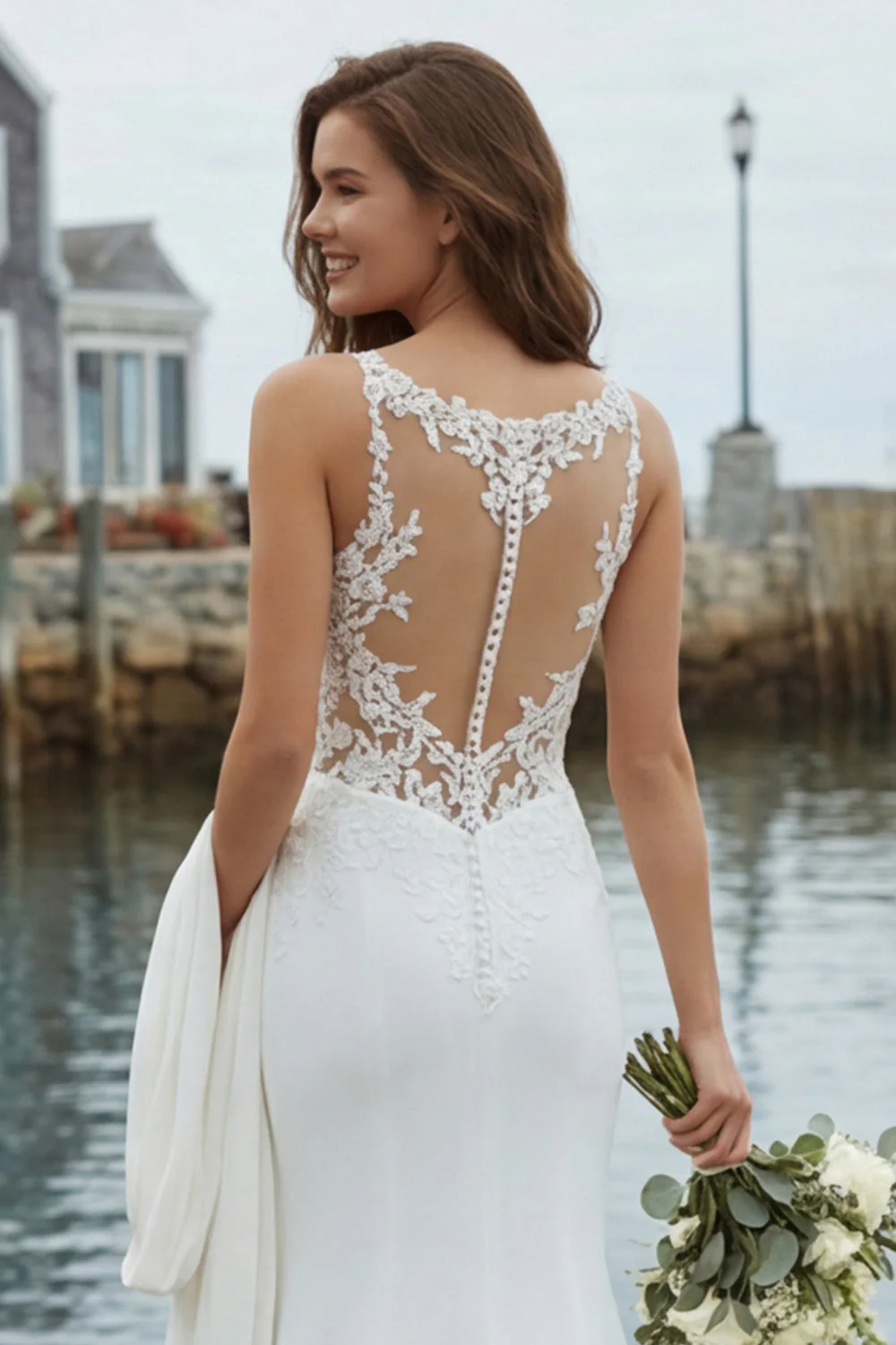 Robe de mariée en satin appliqué sirène ivoire avec traîne de cour - Image 5