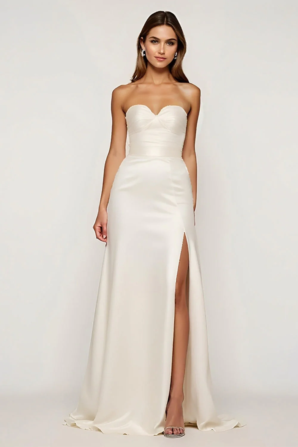 Robe de mariée gaine sans bretelles ivoire avec fente