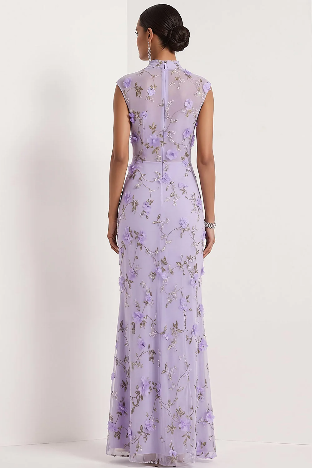 Robe de mariée longue à col haut appliquée en sirène lilas - Image 2