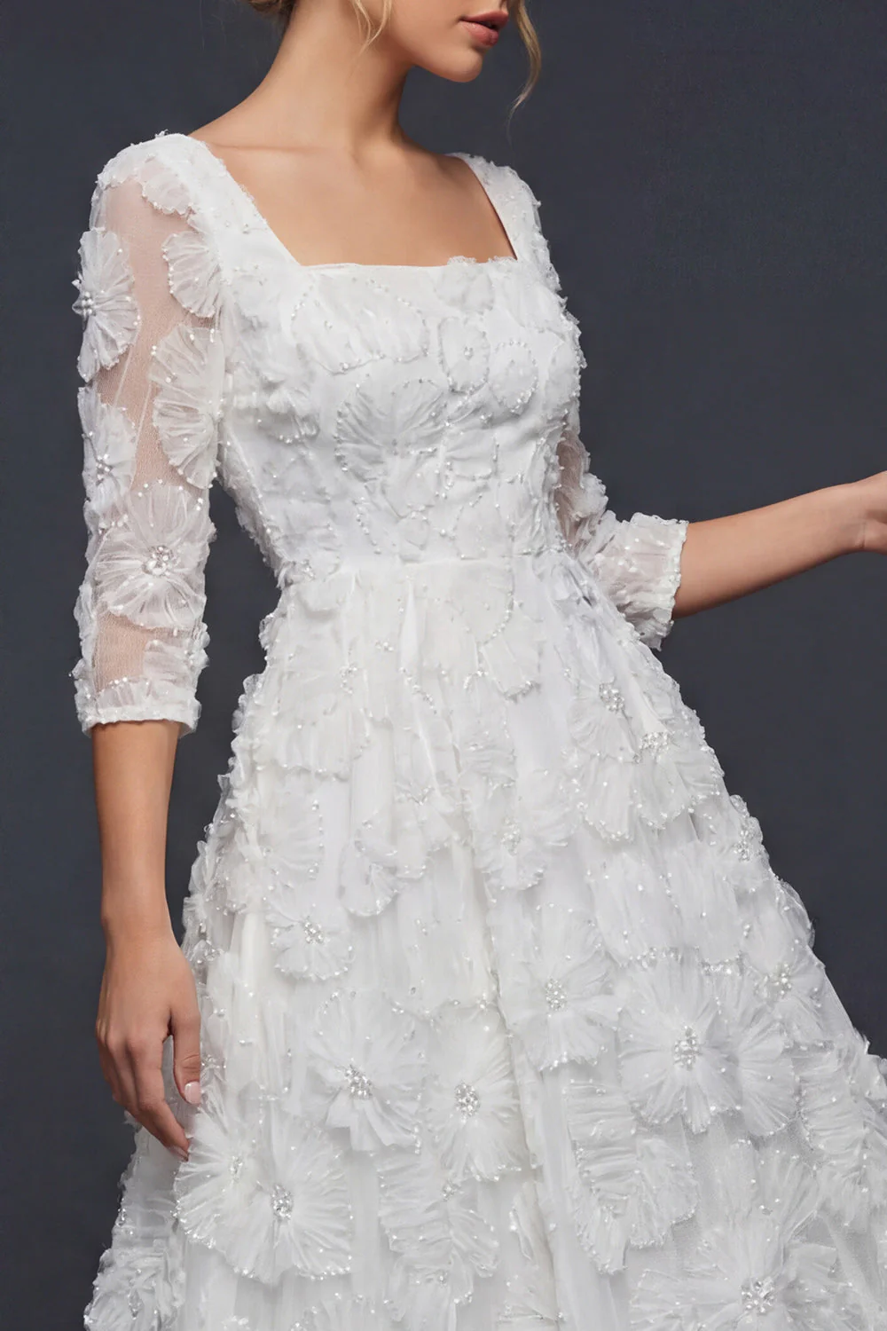 Robe de mariée longue blanche à manches 3/4 avec fleurs 3D - Image 6