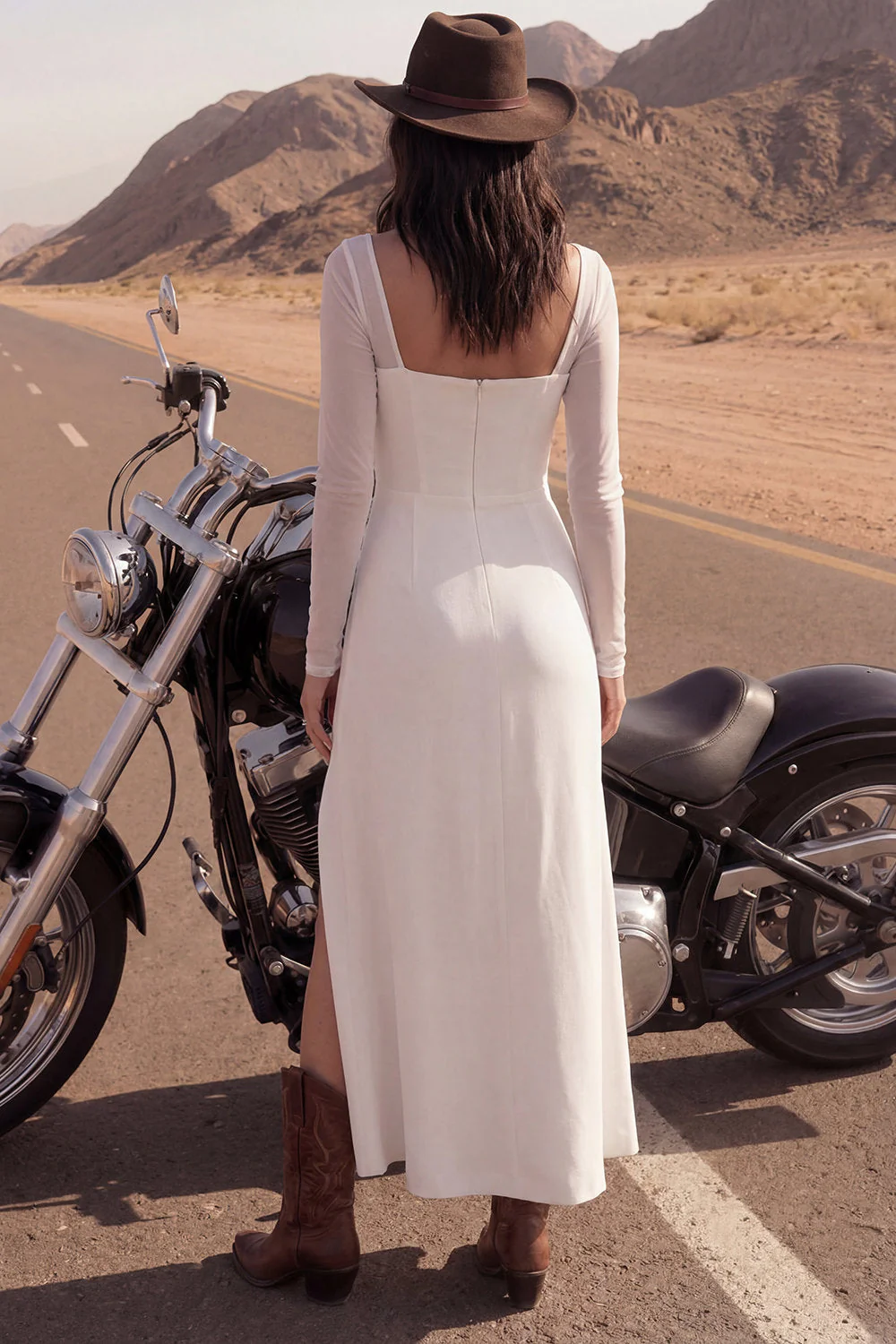 Robe de mariée longue plage à col carré en ivoire avec fente - Image 2