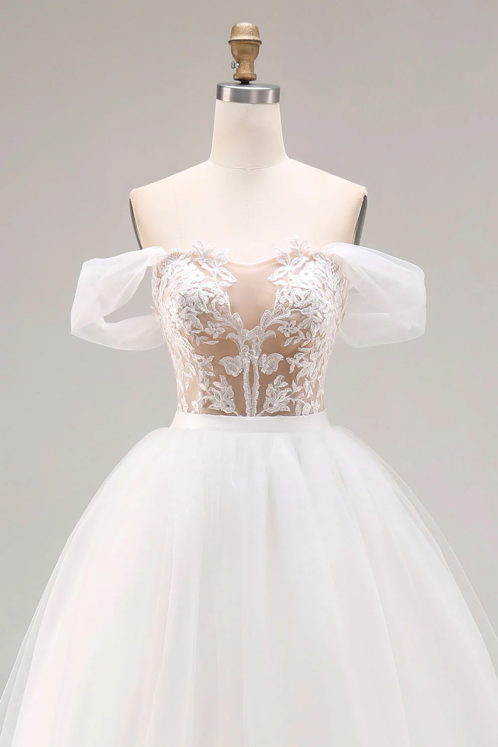 Robe de mariée longue robe de bal brodée en tulle ivoire dénudé - Image 4