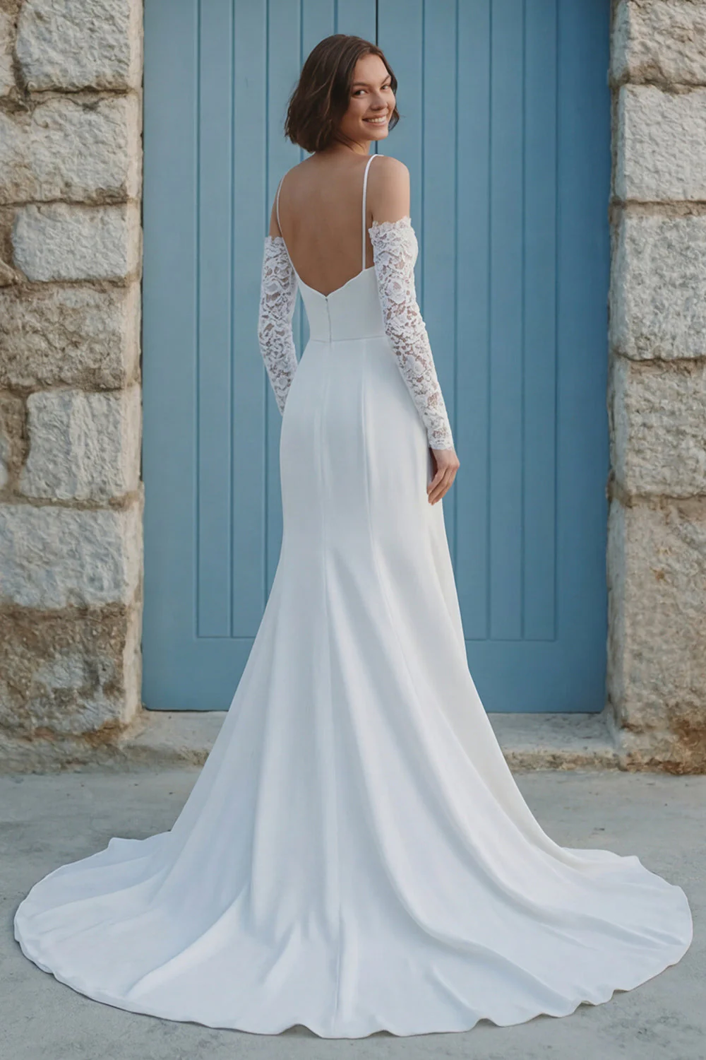 Robe de mariée sirène en épaule froide, traîne froncée et fente - Image 2