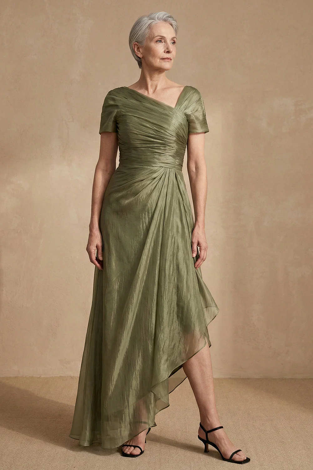 Robe de mère de la mariée à manches courtes à manches courtes Sage poussiéreuse