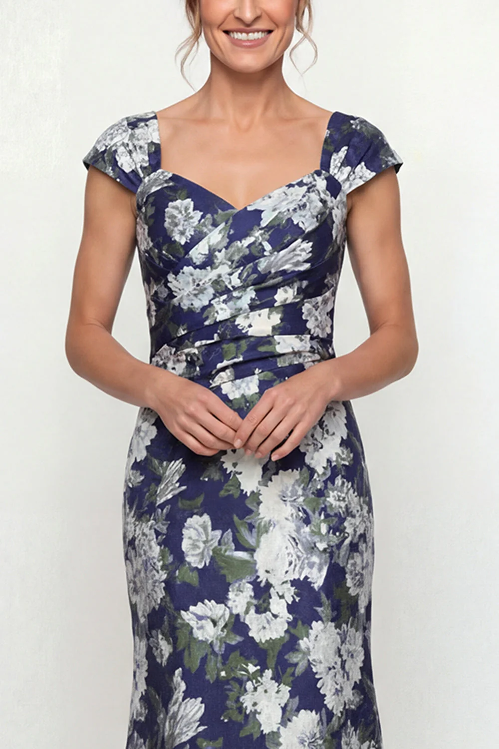 Robe de mère de la mariée à motifs de sirène bleu marine avec manches courtes - Image 3
