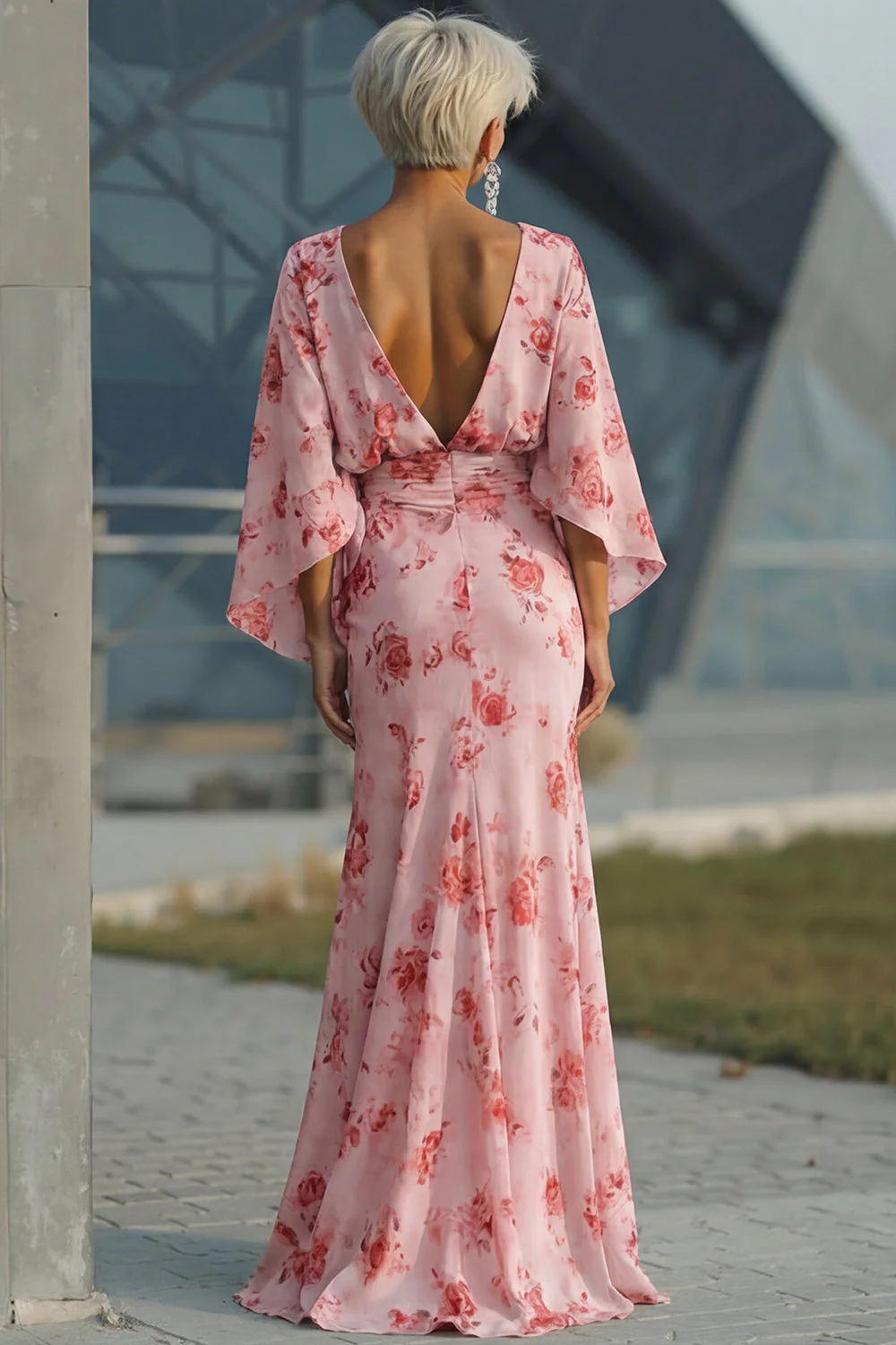 Robe de mère de la mariée en chiffon fleuri rose poussiéreuse avec manches évasées - Image 4