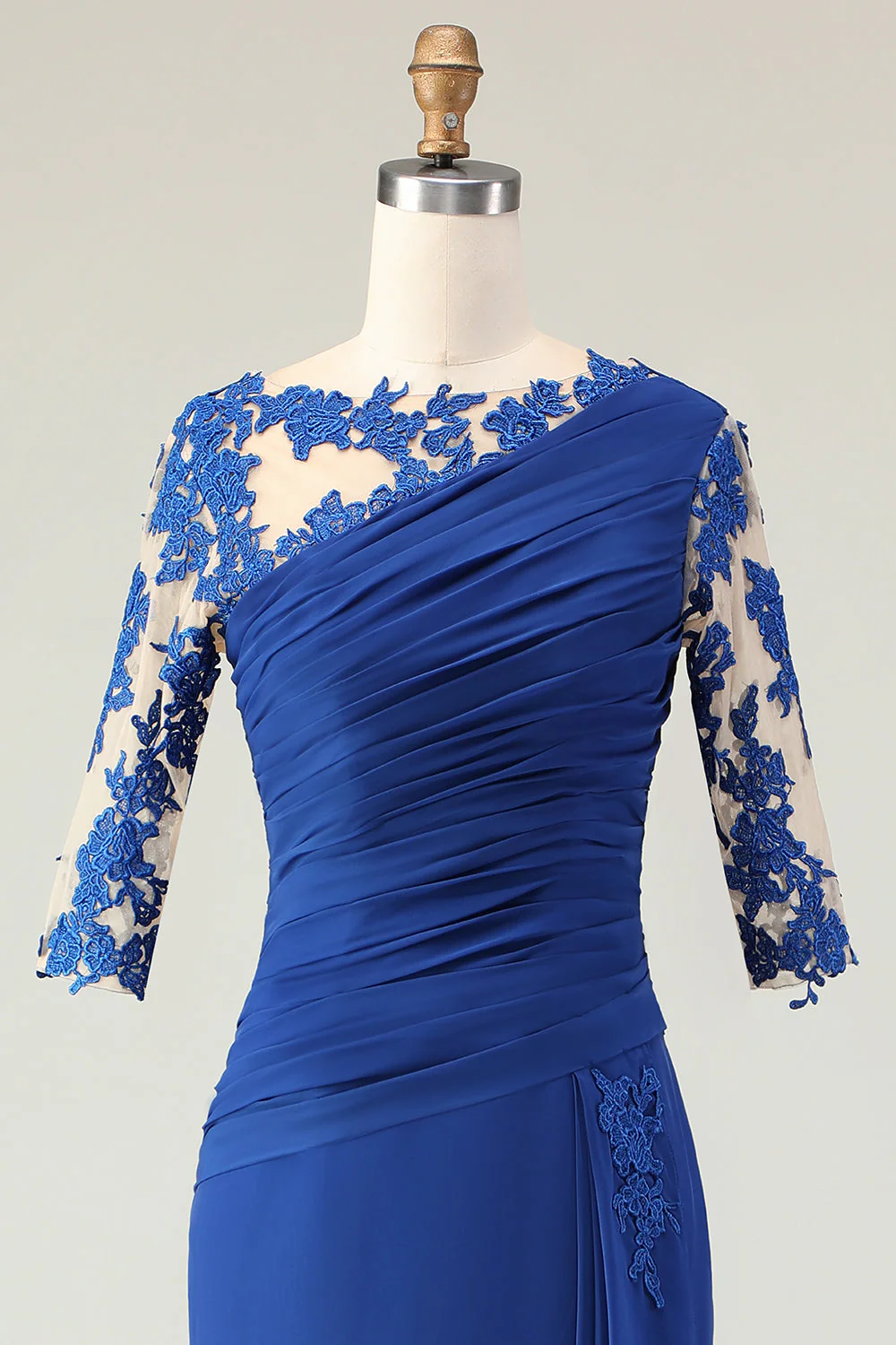 Robe de mère de la mariée froncée appliquée sirène bleu royal avec manches - Image 4