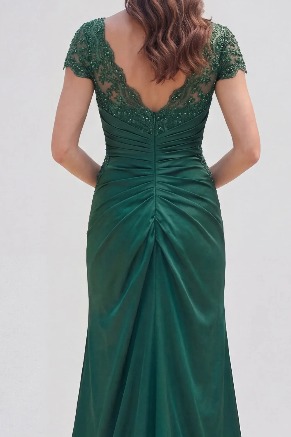 Robe de mère de mariée à col en V à col foncé vert foncé - Image 6