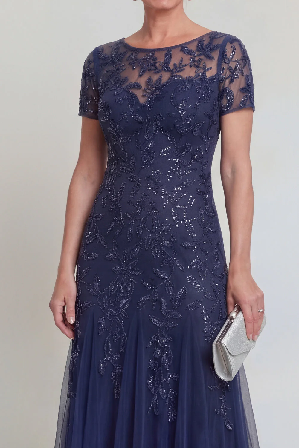 Robe de mère de mariée à col rond vert foncé appliquée - Image 7