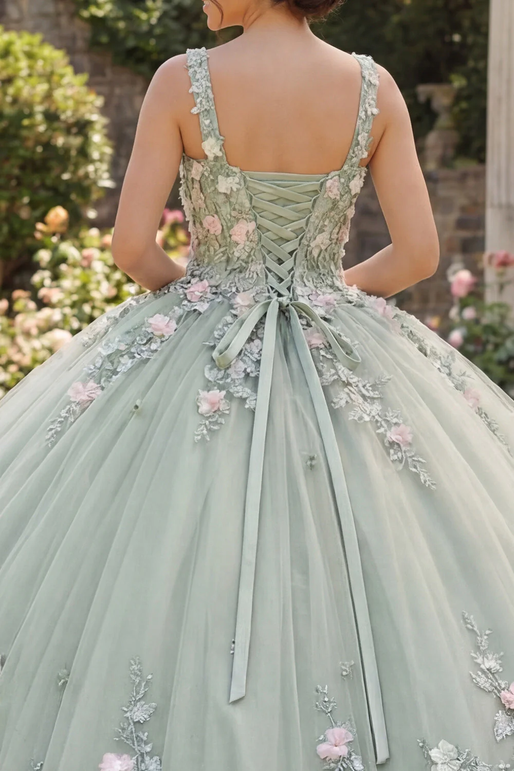 Robe de quinceañera à col carré en sauge poussiéreuse à fleurs appliquées - Image 4