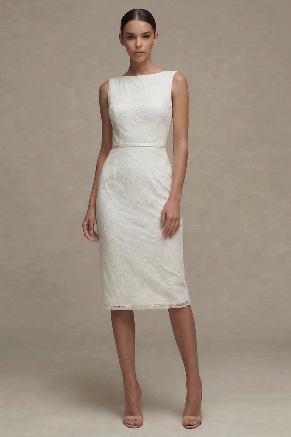Robe de remise de diplôme en dentelle en dentelle blanche bodycon
