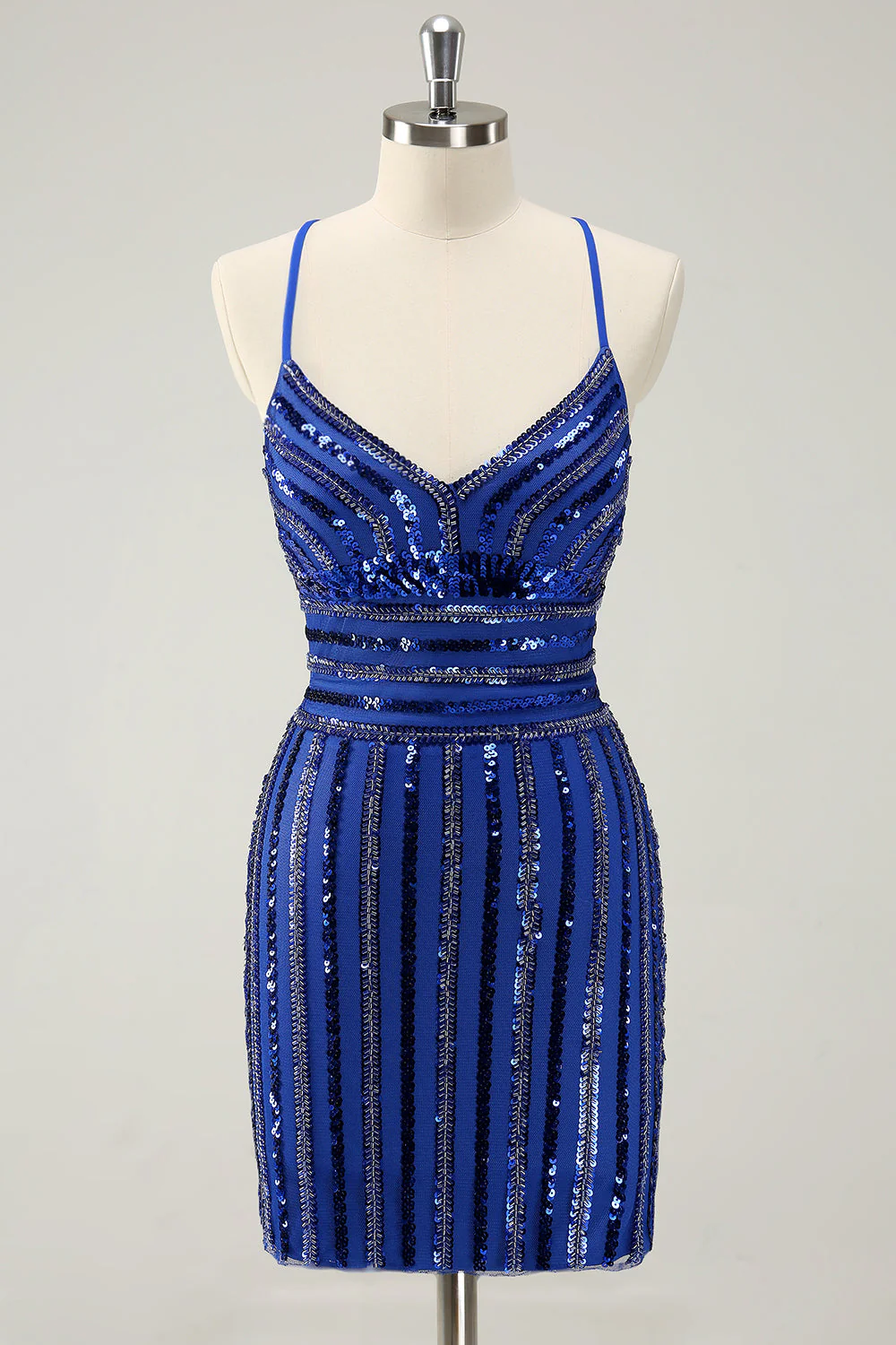 Robe de soirée court à bretelles spaghetti pailletées serrée bleu roi scintillant