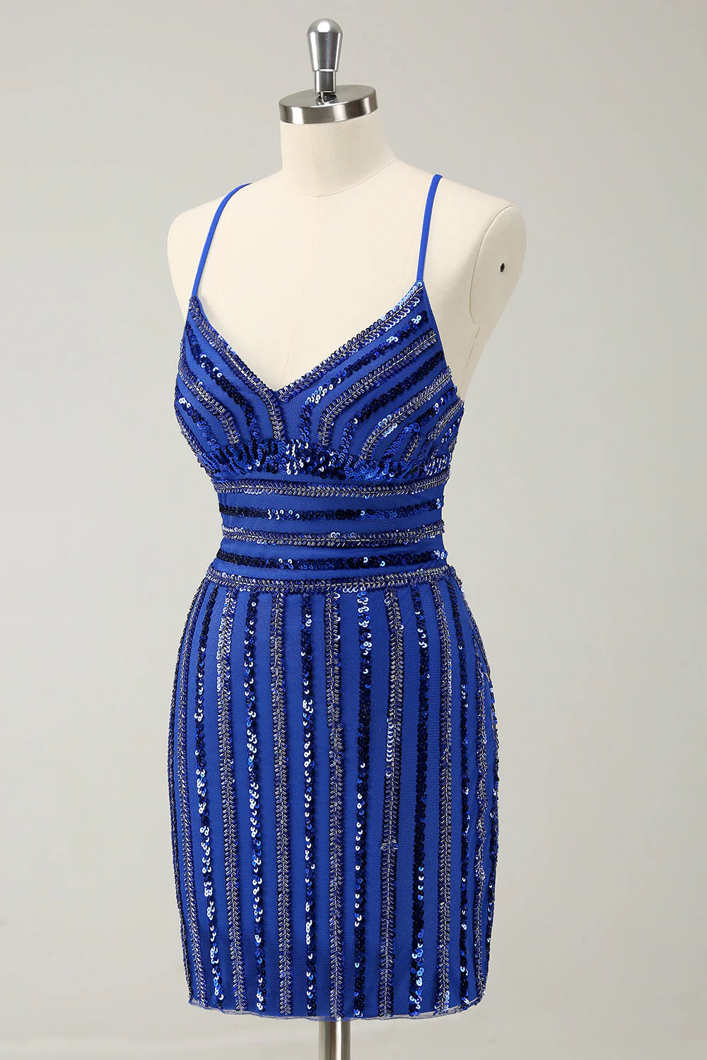 Robe de soirée court à bretelles spaghetti pailletées serrée bleu roi scintillant - Image 3