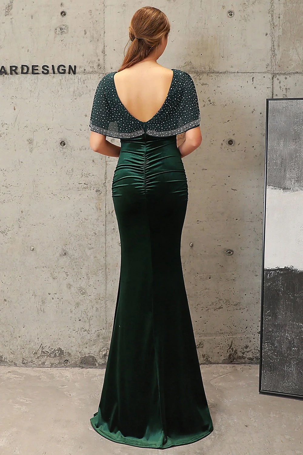 Robe de soirée en velours sirène vert foncé - Image 2