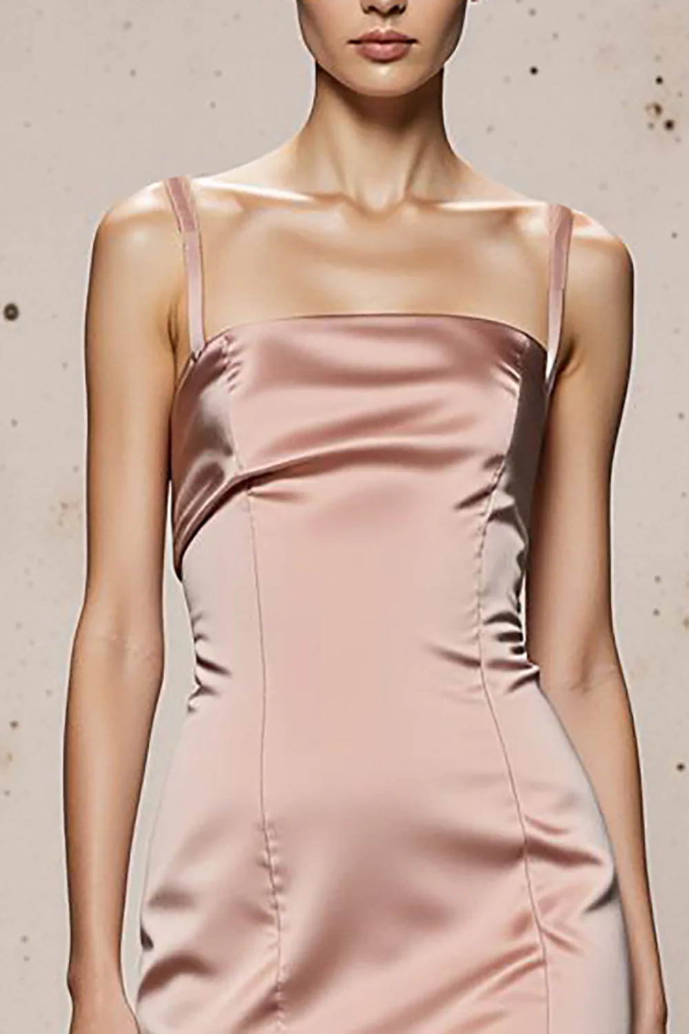 Robe de soirée longue sirène rose clair avec fente - Image 3