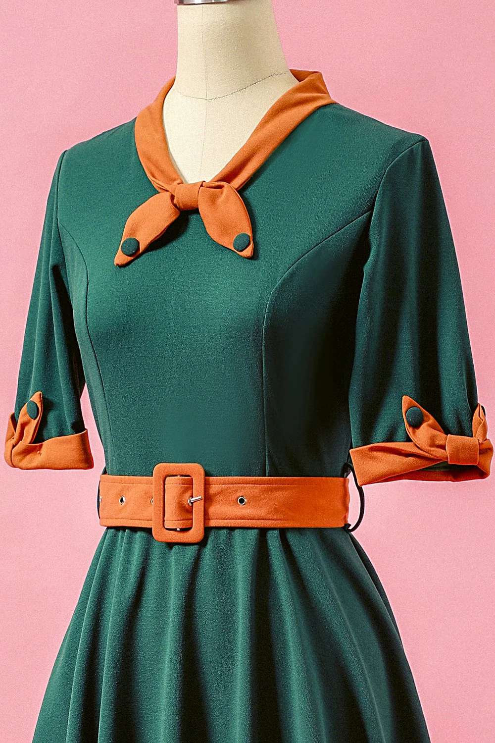 Robe de Soirée Patchwork Trapèze Verte à Col en V - Image 5