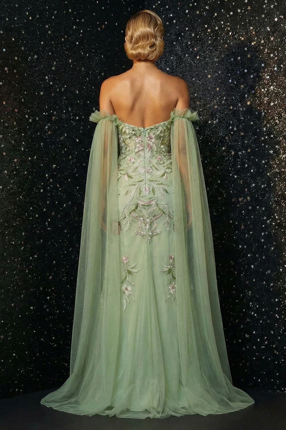 Robe de soirée Sirène brodée broderie verte à volants et fente - Image 5