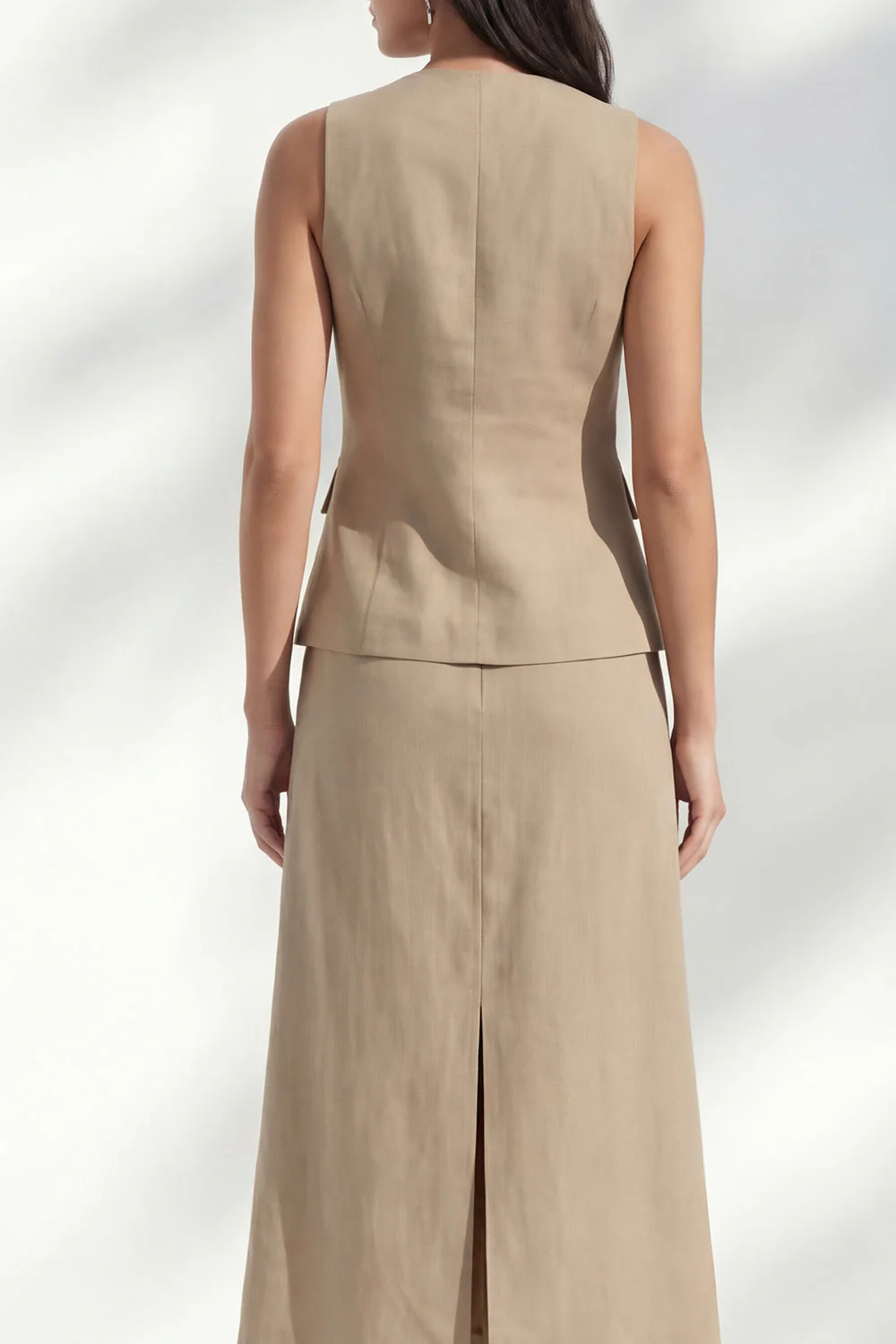 Robe de travail midi ajustée à un seul boutonnage à col en V et fente - Image 4