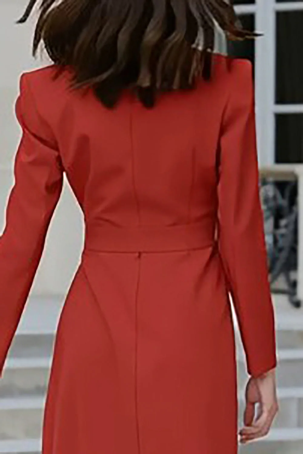 Robe de travail midi Red Sheath Peak Lapel avec fente - Image 4