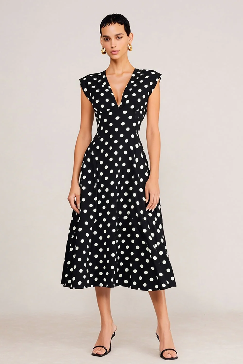Robe de travail midi simple à points blancs à points en V