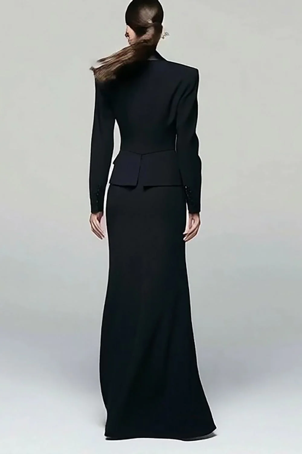 Robe de travail noire 2 pièces à revers en pointe avec fente - Image 2