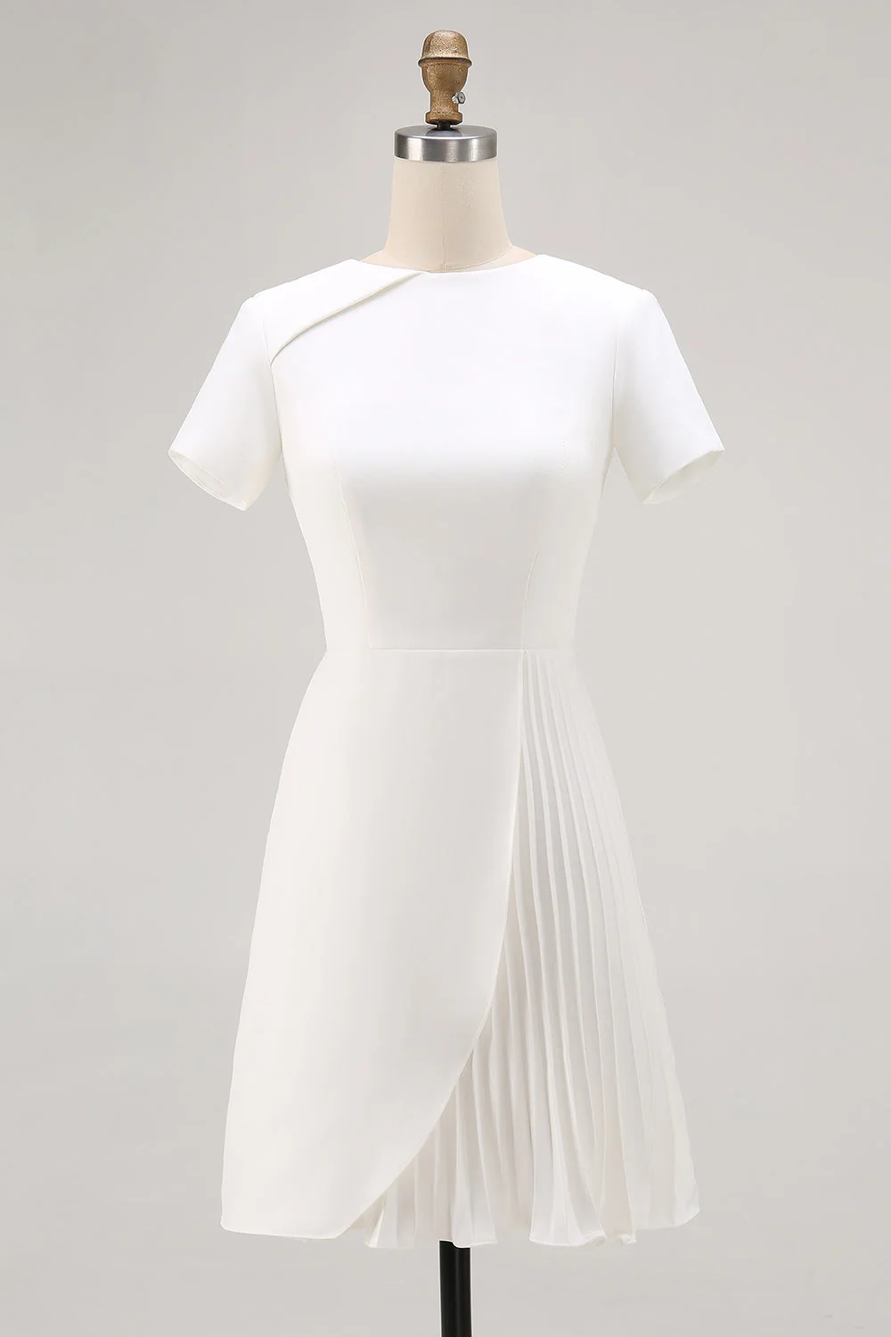 Robe de travail plissée ivoire à manches courtes - Image 3