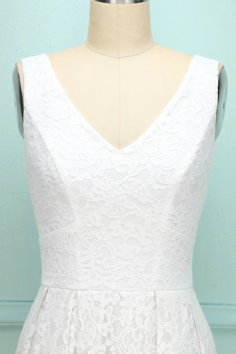 Robe en dentelle blanche à col en V - Image 3
