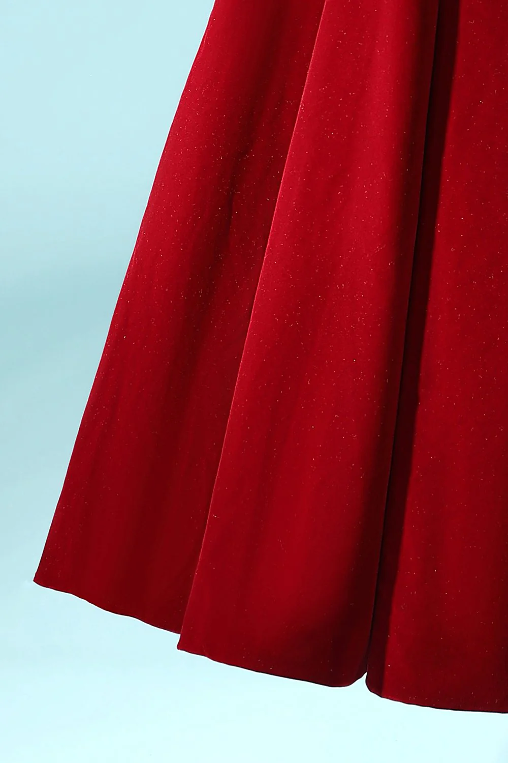 Robe en velours bordeaux à épaules dénudées - Image 7