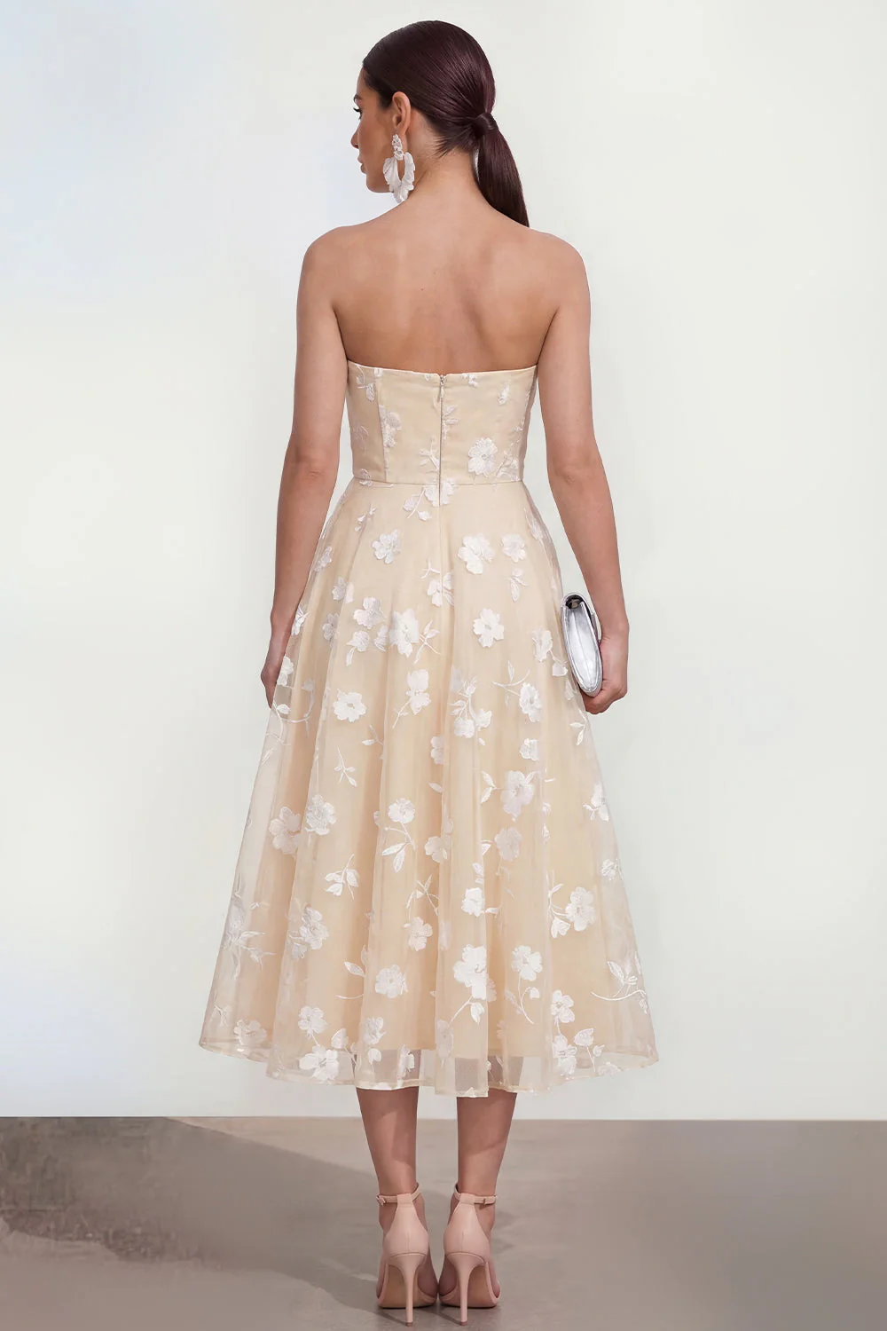 Robe fleurie midi lilas midi sans bretelles sans bretelles avec poches - Image 14
