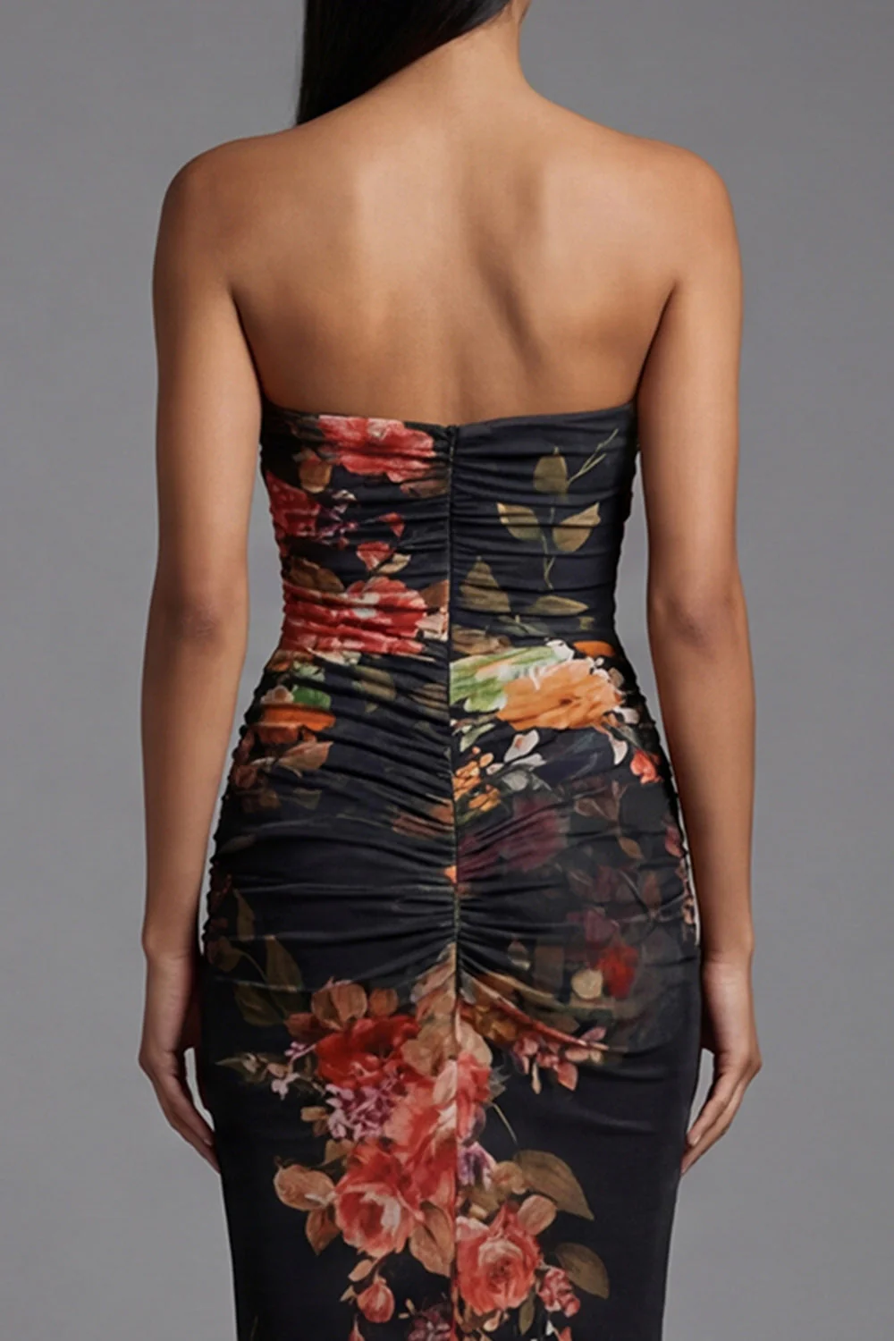 Robe fleurie noire à motifs de sirène plissée sans bretelles - Image 5