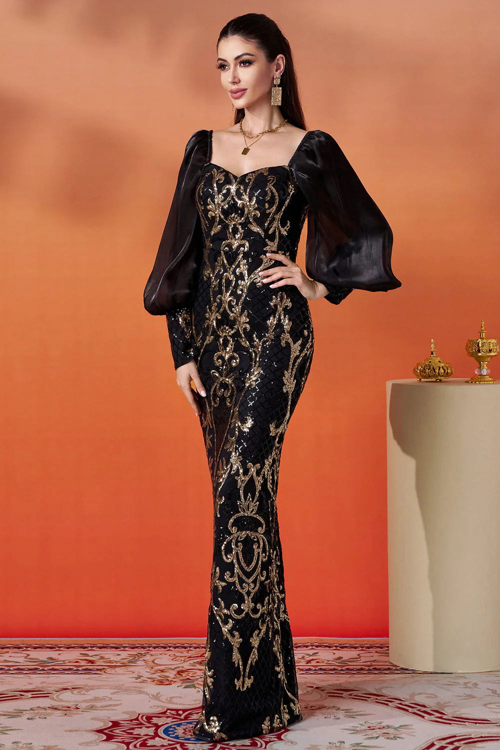 Robe formelle à manches longues sirène dorée noire scintillante - Image 4