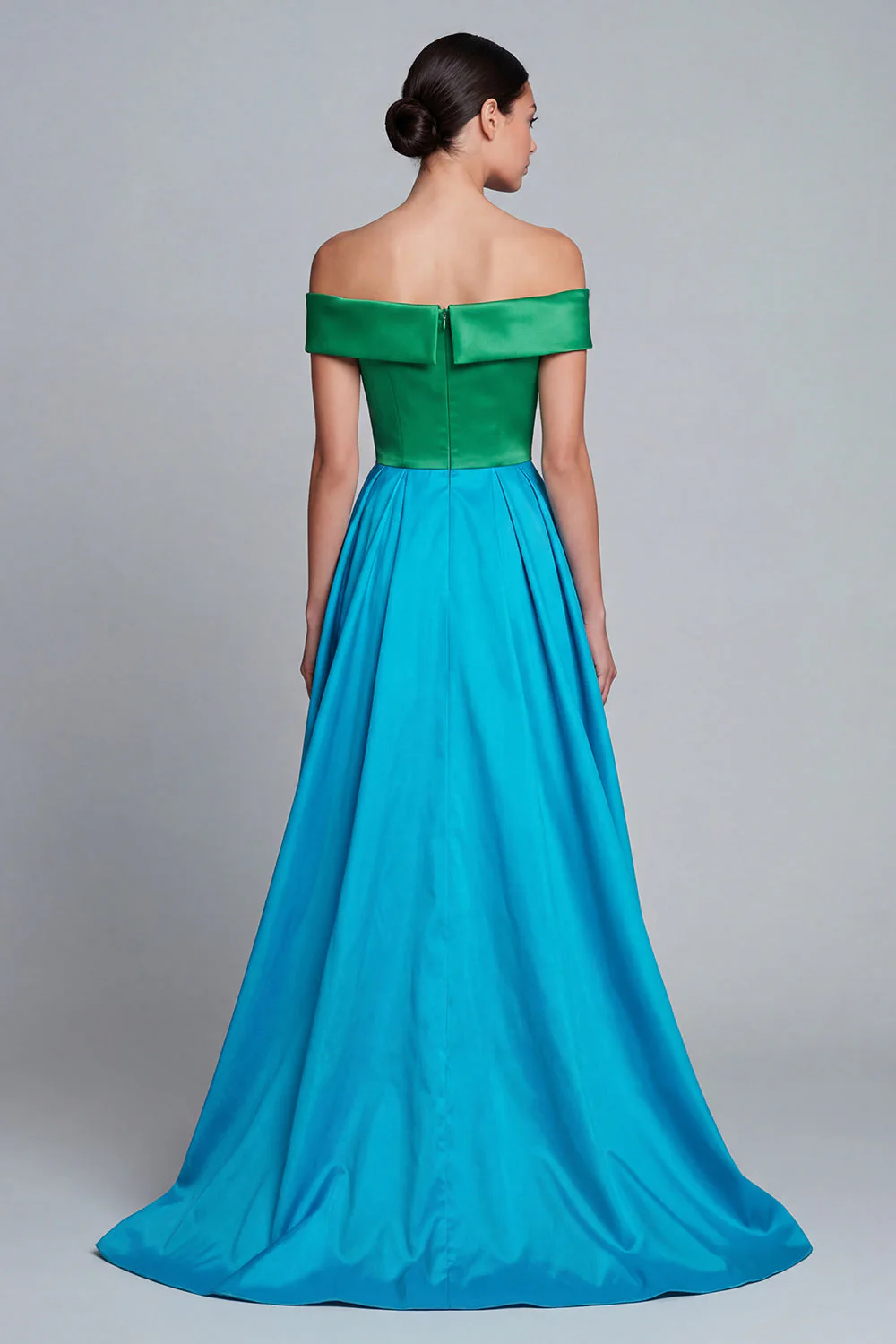 Robe formelle asymétrique en satin à épaules décalées - Image 2