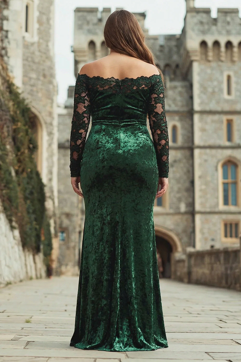 Robe formelle grande taille, en velours vert foncé, dentelle décollée sur les épaules, manches longues - Image 2