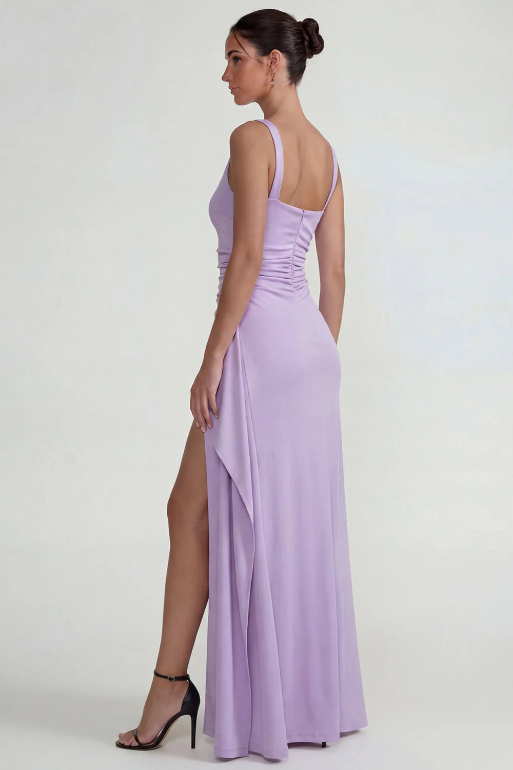 Robe formelle longue à col carré lilas à col carré en satin froissé - Image 2