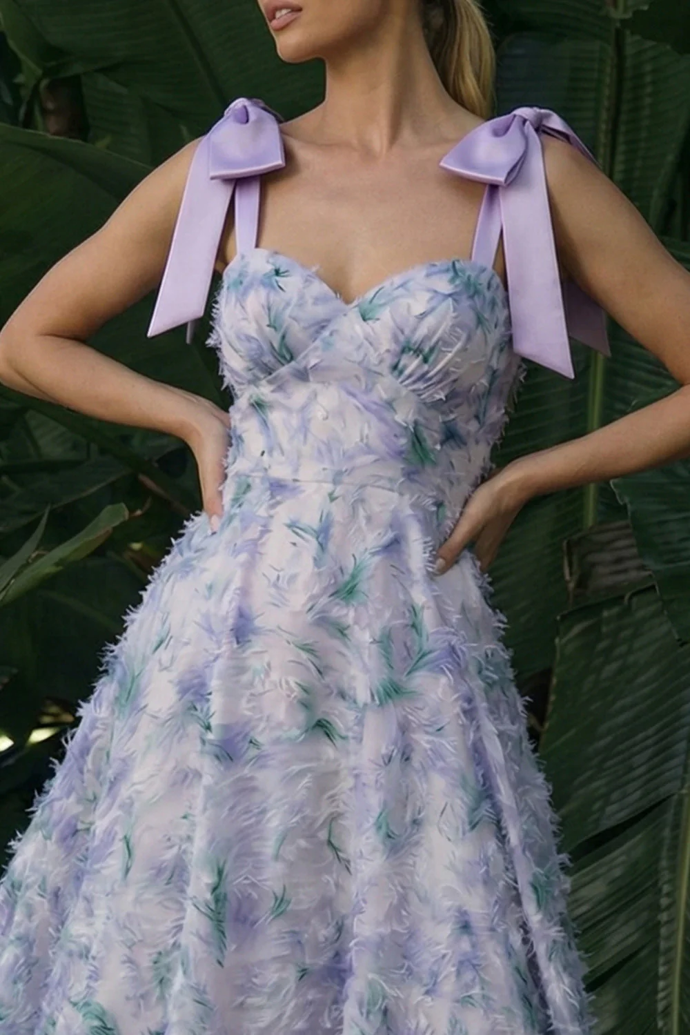 Robe formelle longue à fleurs A en ligne violet clair avec nœuds - Image 3