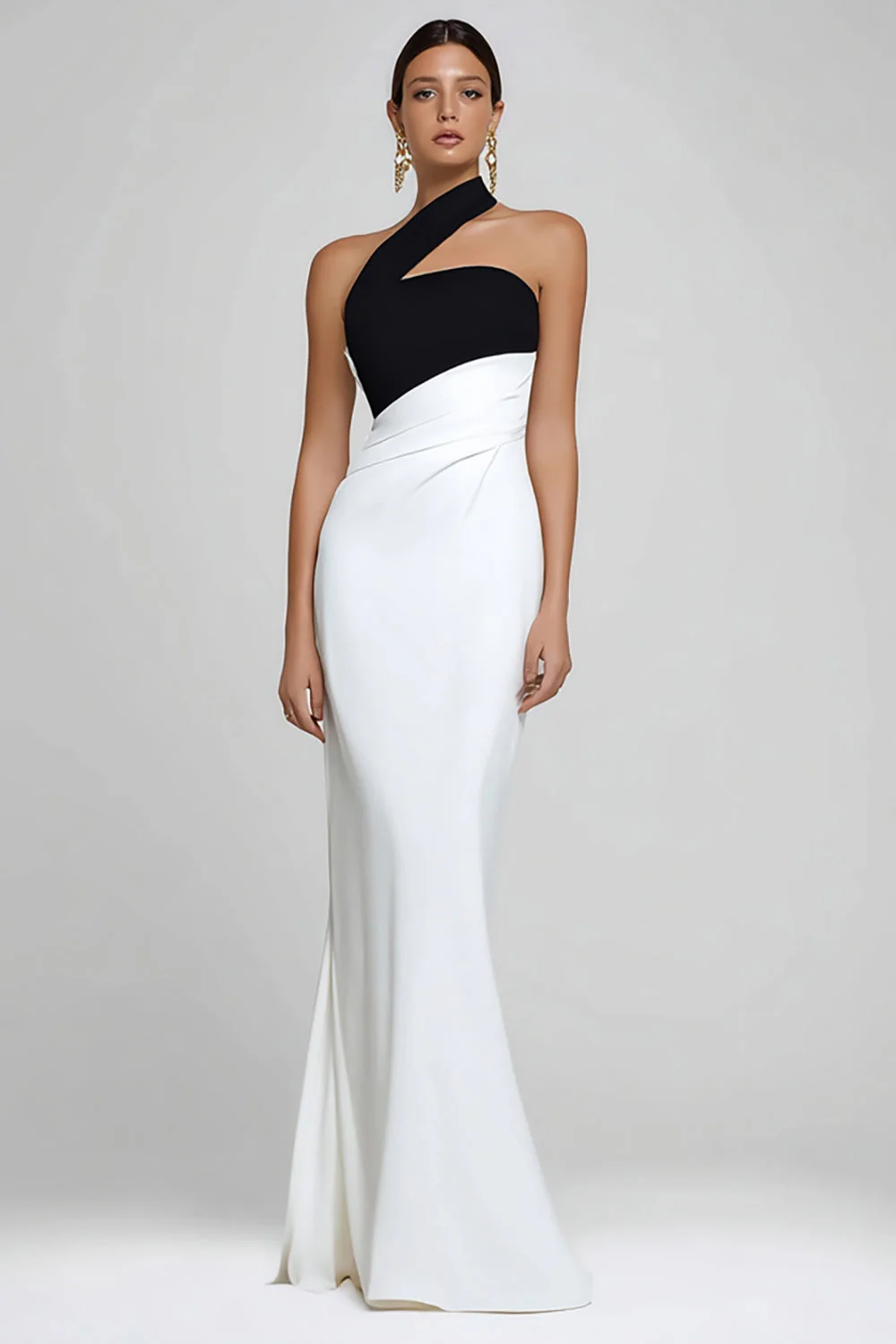 Robe formelle longue simple sirène noire et blanche à une épaule