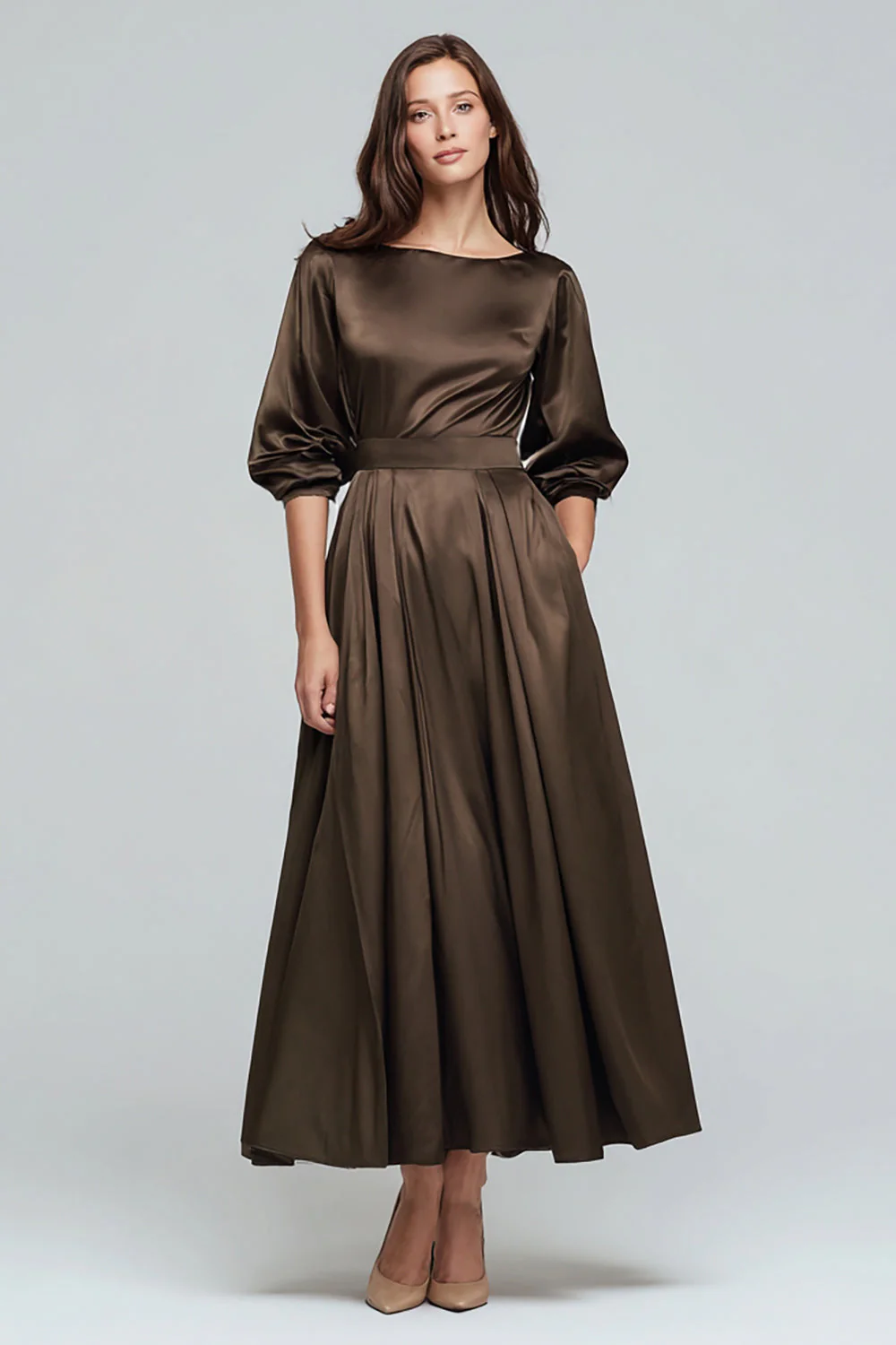 Robe formelle midi en satin à col bateau de café