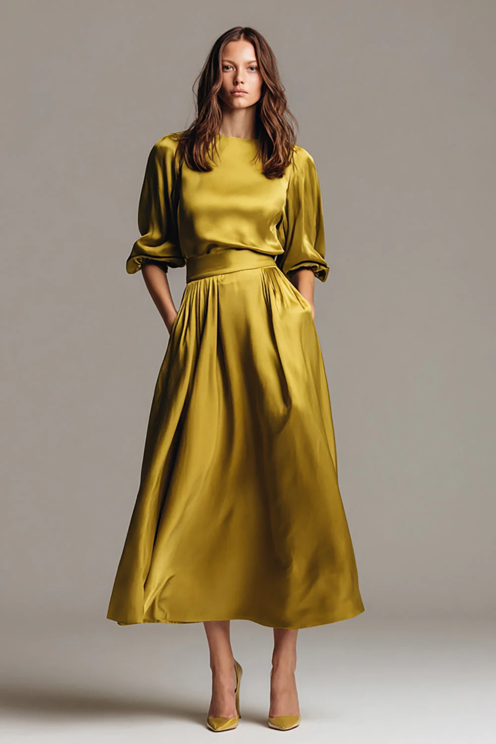 Robe formelle midi en satin à col bateau de café - Image 3