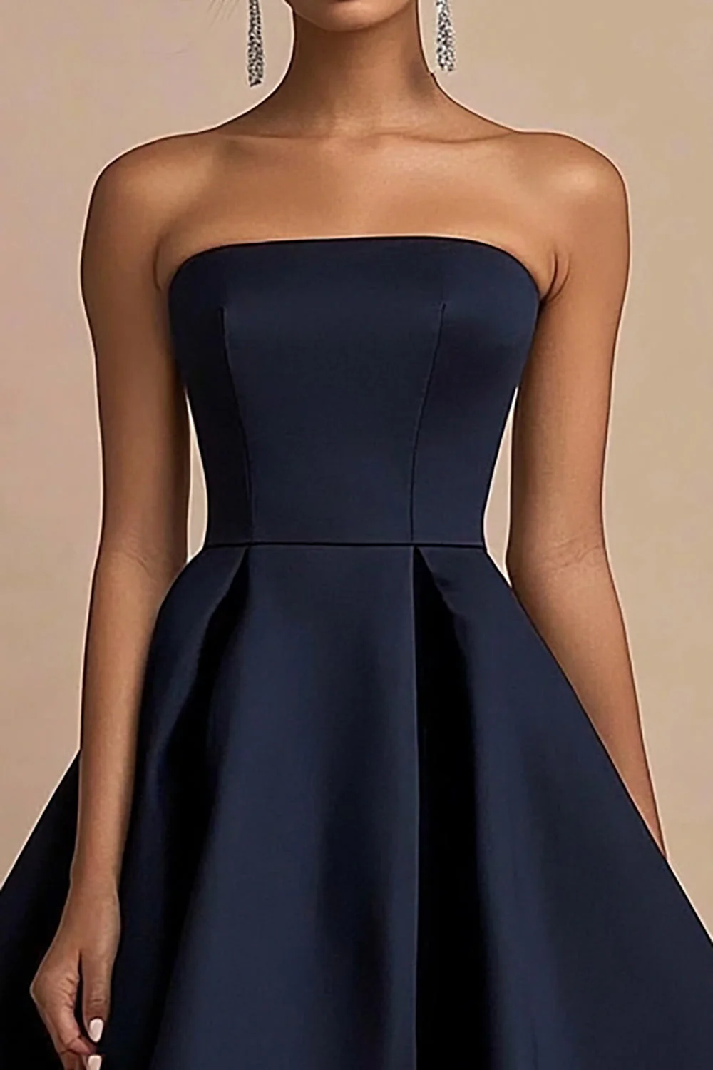 Robe formelle midi en satin bleu marine - Image 3