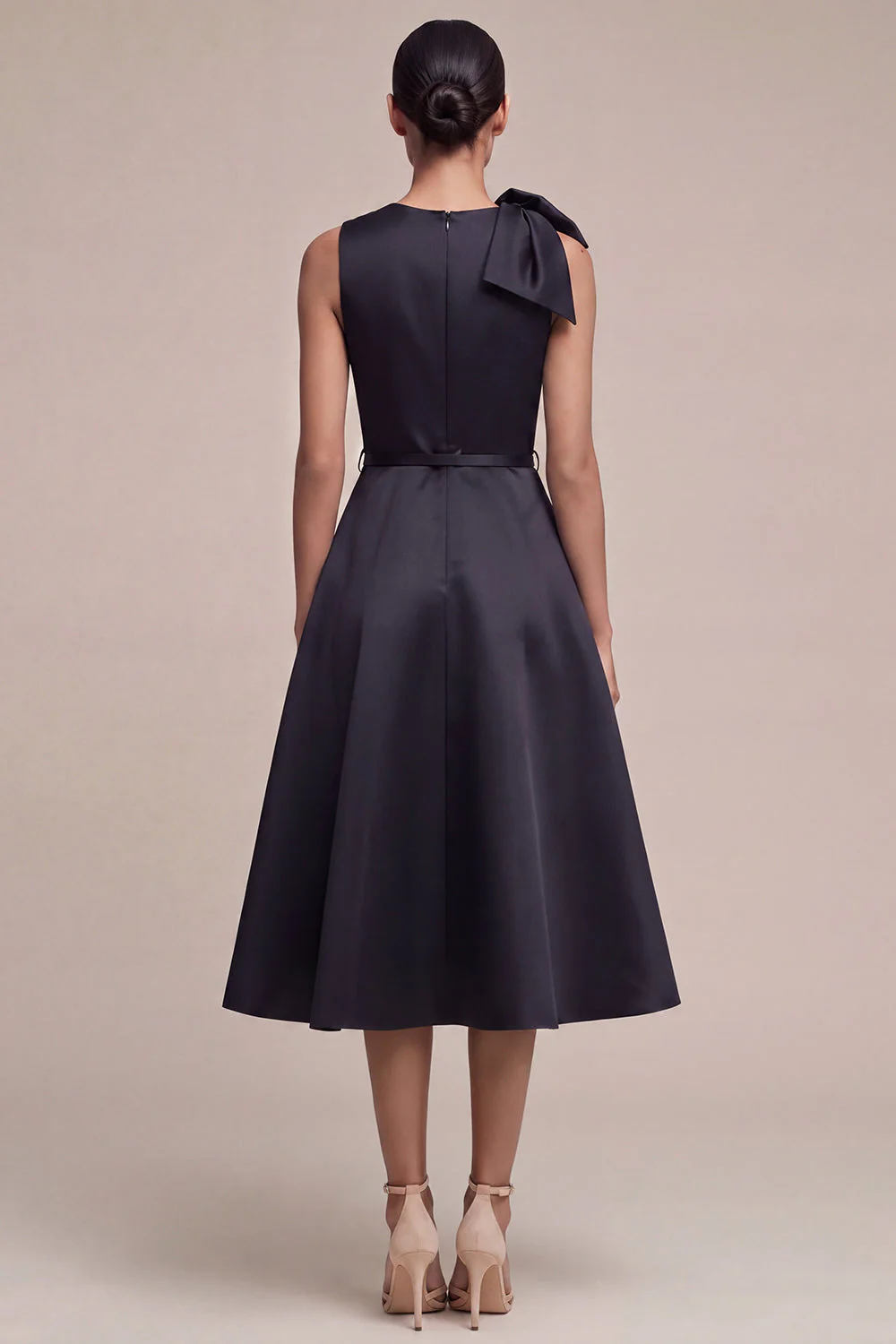 Robe formelle Midi noire à col rond avec un nœud - Image 2