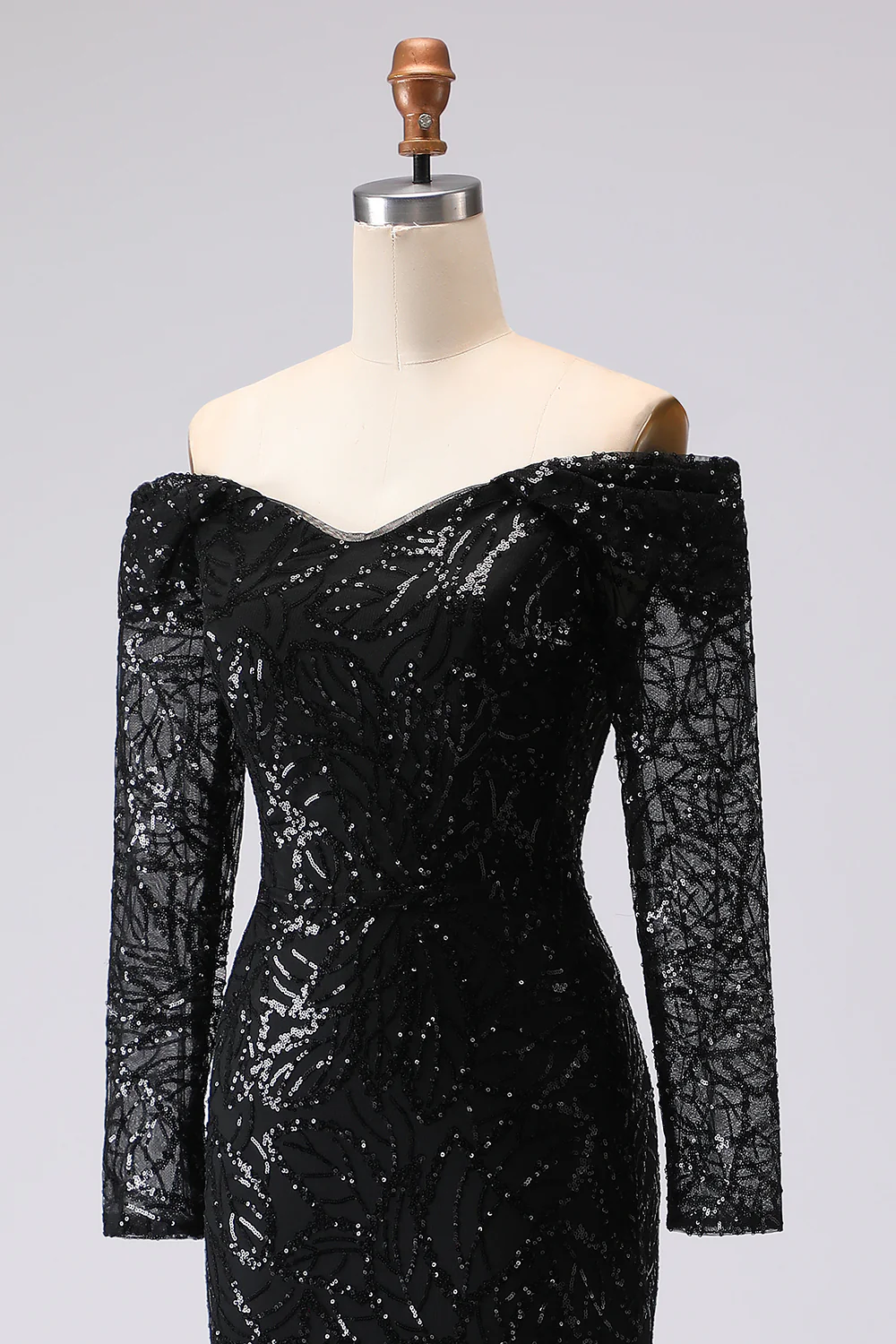 Robe formelle noire fourreau à épaules dénudées en maille et dentelle - Image 9
