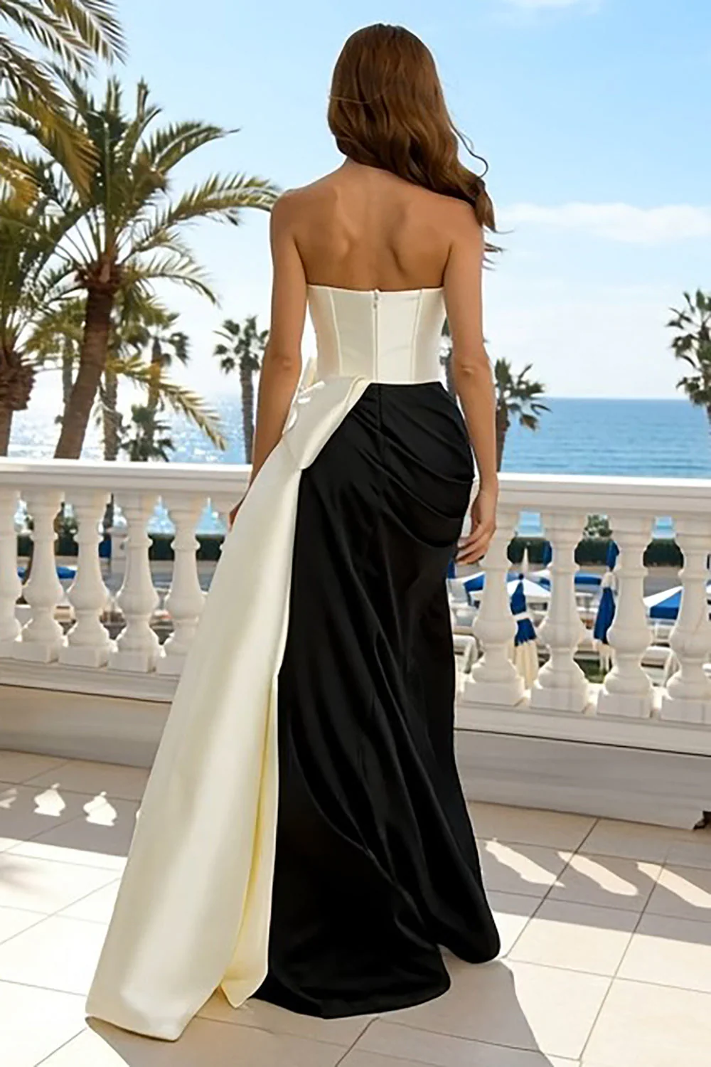 Robe formelle sans bretelles noire et blanche avec nœud - Image 2