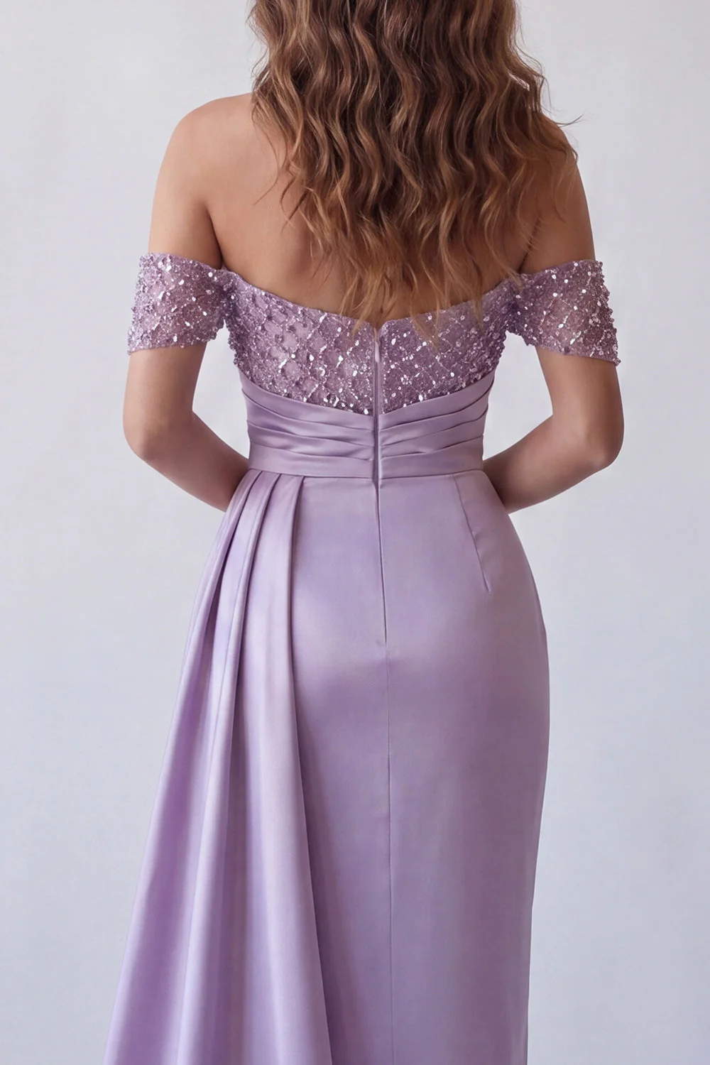 Robe formelle violette claire écartée à épaule scintillante avec serpentin - Image 4