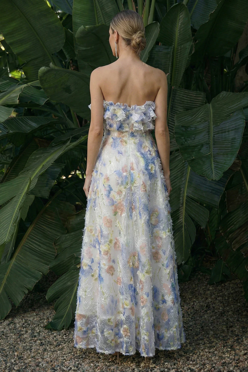 Robe longue à fleurs à volants bleu clair - Image 2